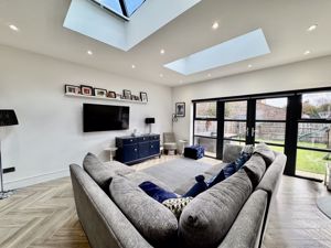 Photo 9- click for photo gallery